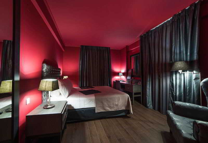 Theasis Hotel פרמיתיה מראה חיצוני תמונה